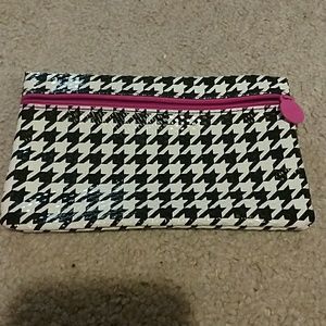Makeup bag